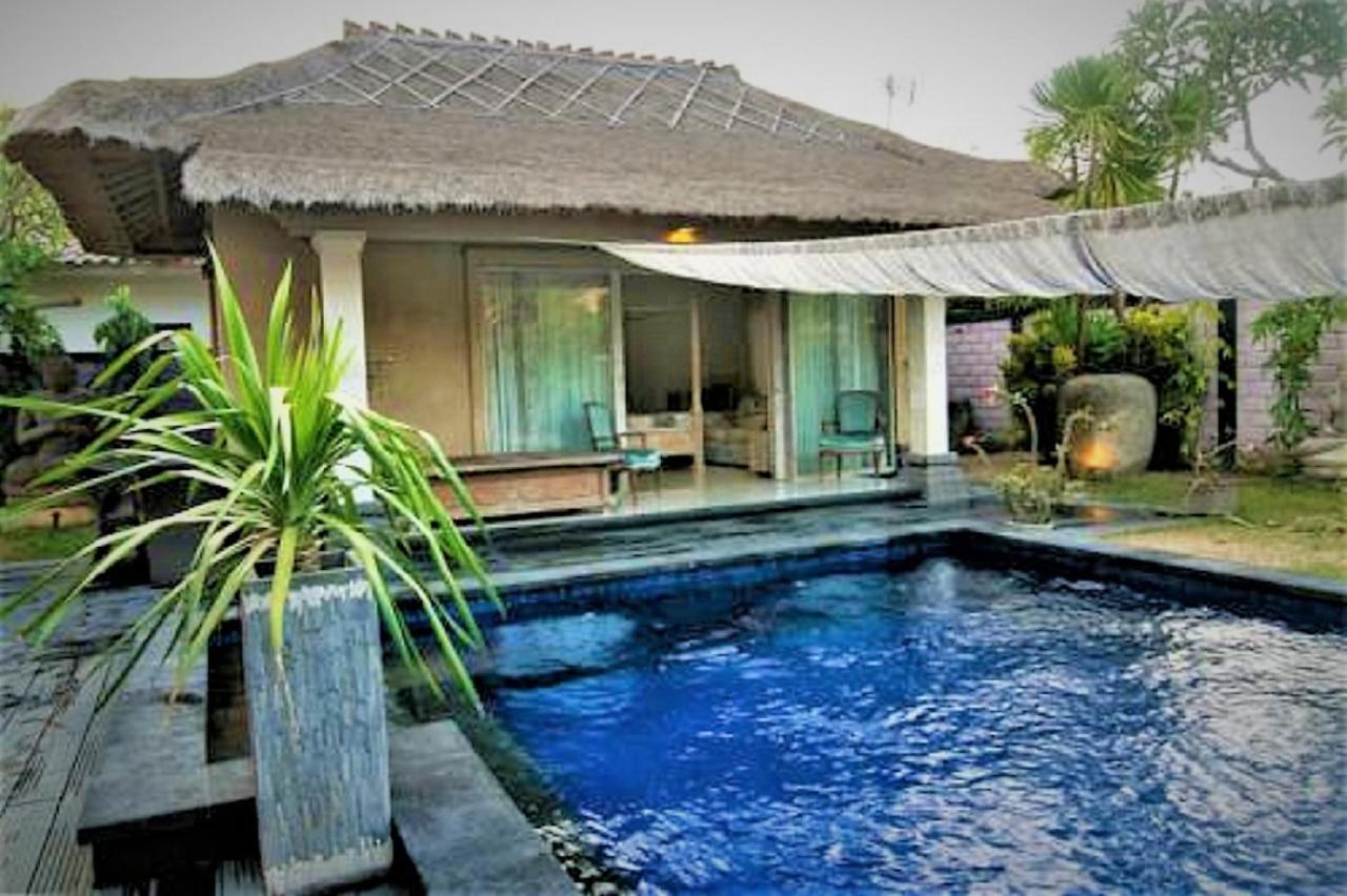 Bamboo Moon Villas ซานูร์ ภายนอก รูปภาพ