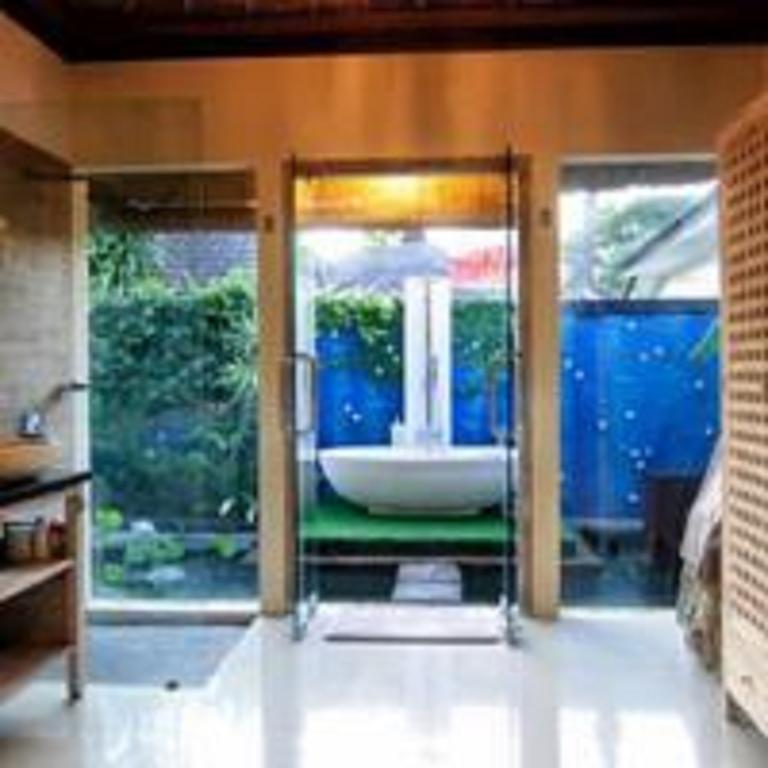 Bamboo Moon Villas ซานูร์ ภายนอก รูปภาพ
