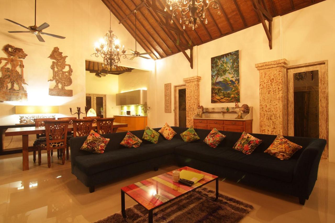 Bamboo Moon Villas ซานูร์ ภายนอก รูปภาพ