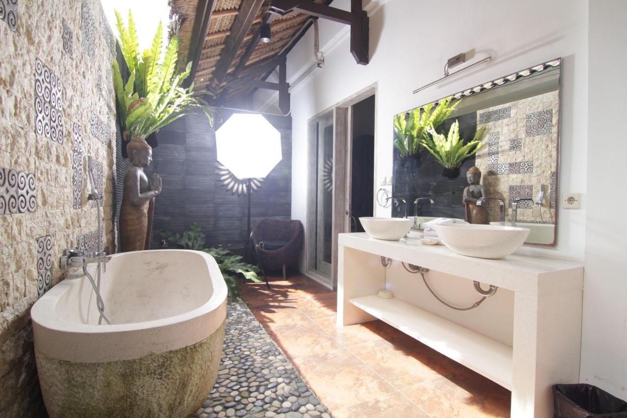 Bamboo Moon Villas ซานูร์ ภายนอก รูปภาพ