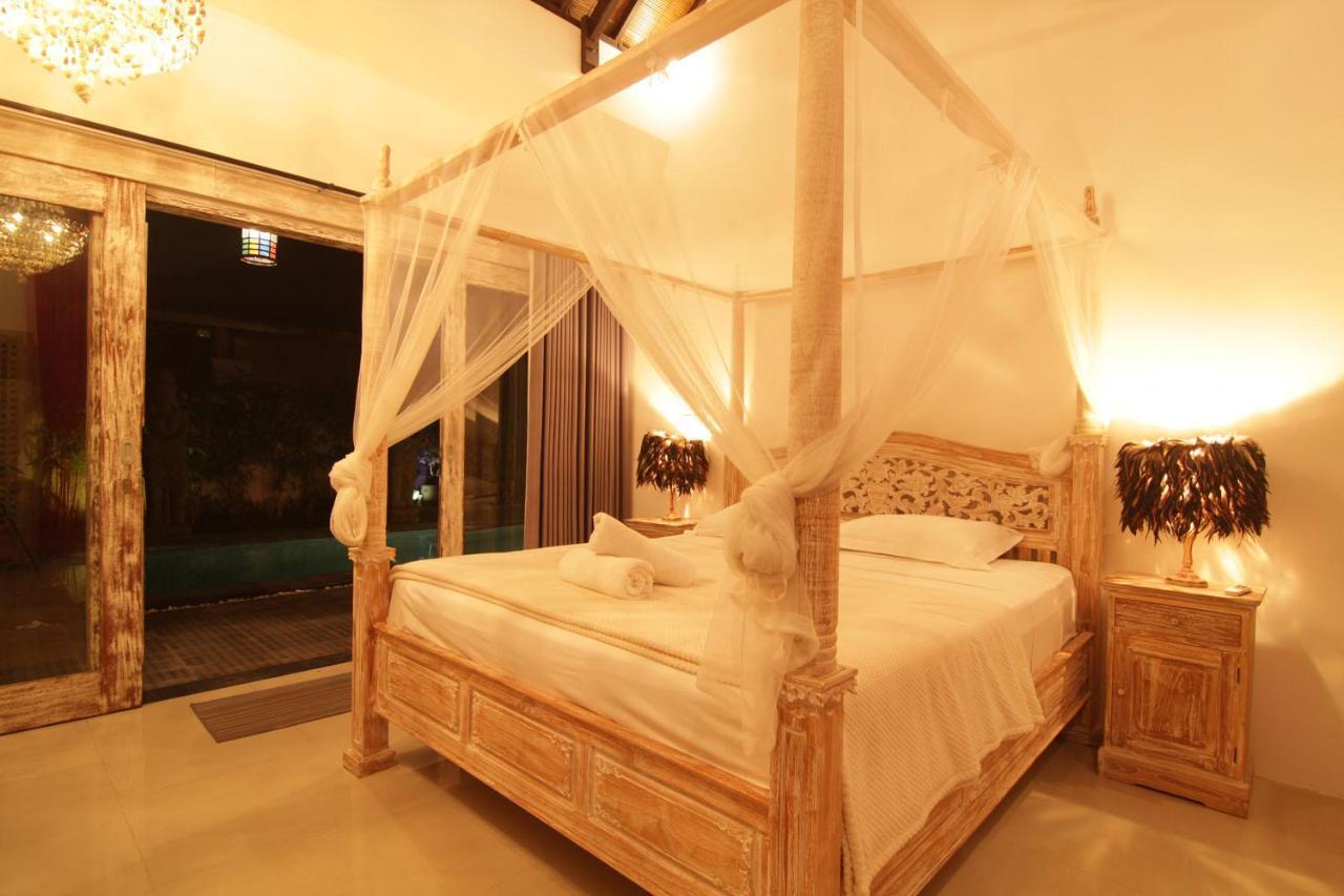 Bamboo Moon Villas ซานูร์ ภายนอก รูปภาพ