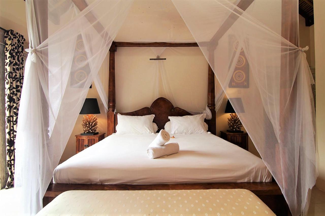Bamboo Moon Villas ซานูร์ ภายนอก รูปภาพ