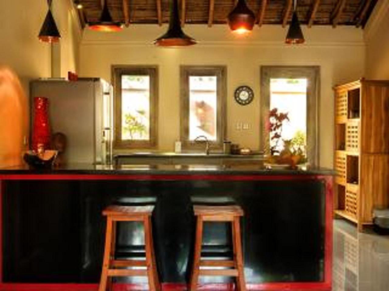 Bamboo Moon Villas ซานูร์ ภายนอก รูปภาพ