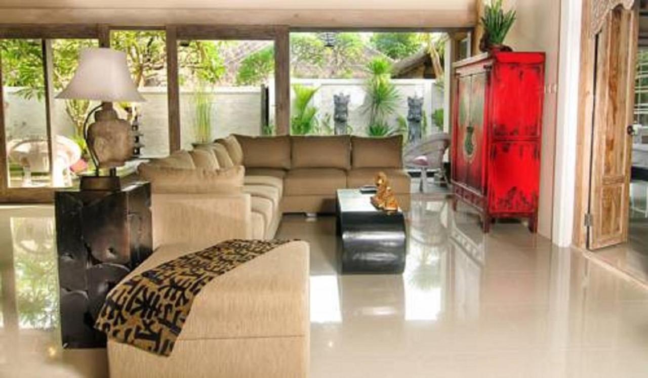 Bamboo Moon Villas ซานูร์ ภายนอก รูปภาพ